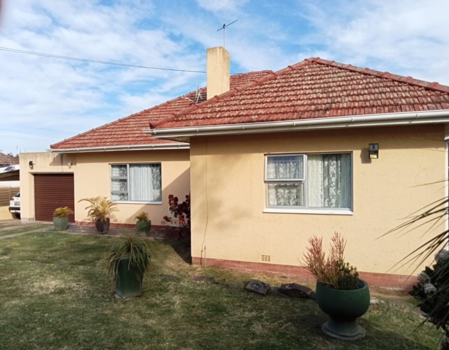 3 Bedroom Property for Sale in Cambridge Eastern Cape